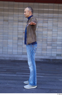 Street  787 standing t poses whole body 0002.jpg